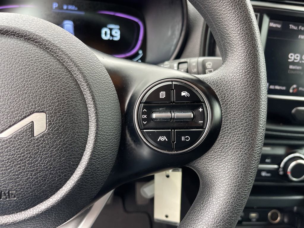Used 2024 Kia Soul LX w/ Option Group 015 image 17