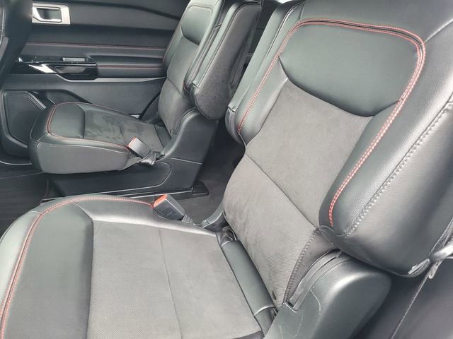 Certified 2022 Ford Explorer ST-Line w/ Class IV Trailer Tow Package image 13