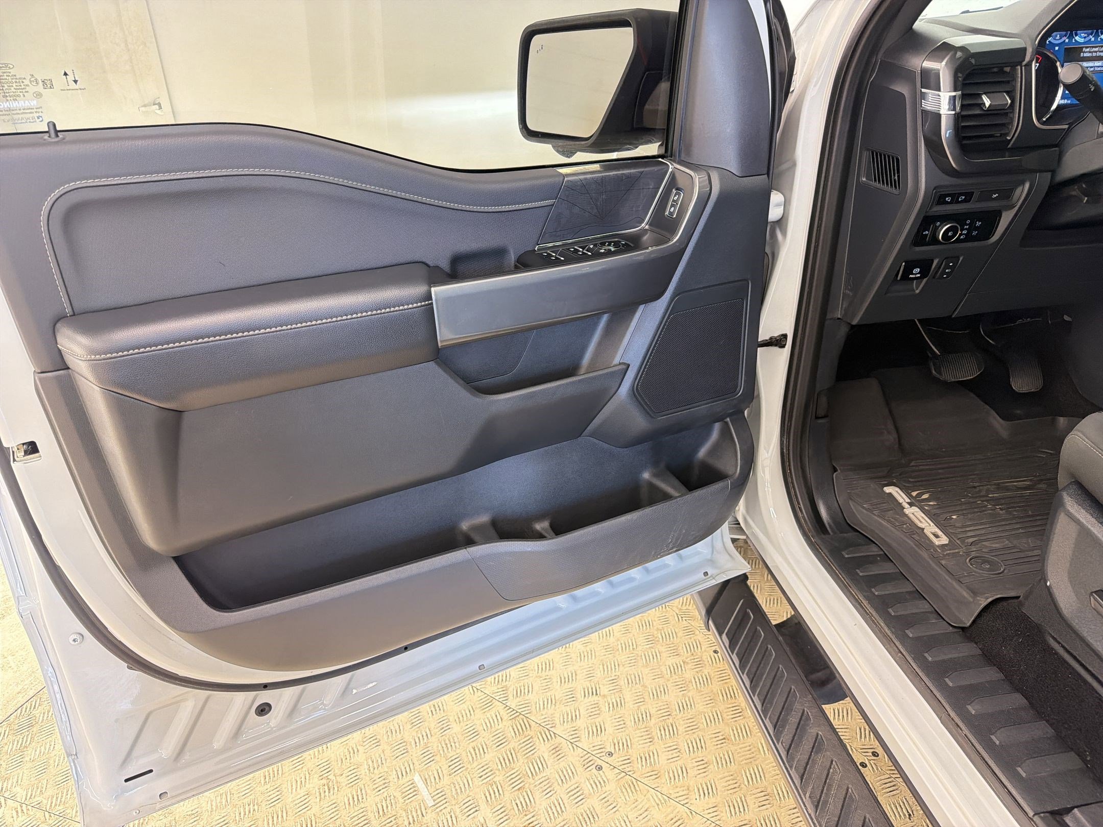 Certified 2023 Ford F150 XLT w/ Equipment Group 302A High image 5