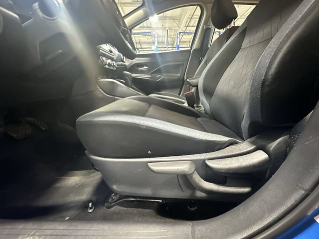 Used 2024 Nissan Versa SV FWD image 18