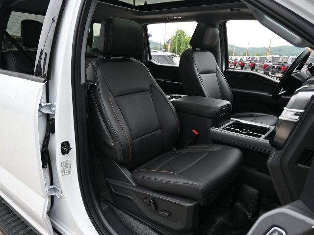 Certified 2025 Ford F350 Lariat w/ Lariat Ultimate Package AWD/4WD image 37