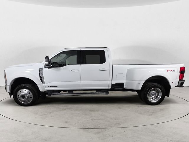 Certified 2025 Ford F450 Lariat w/ FX4 Off-Road Package image 2