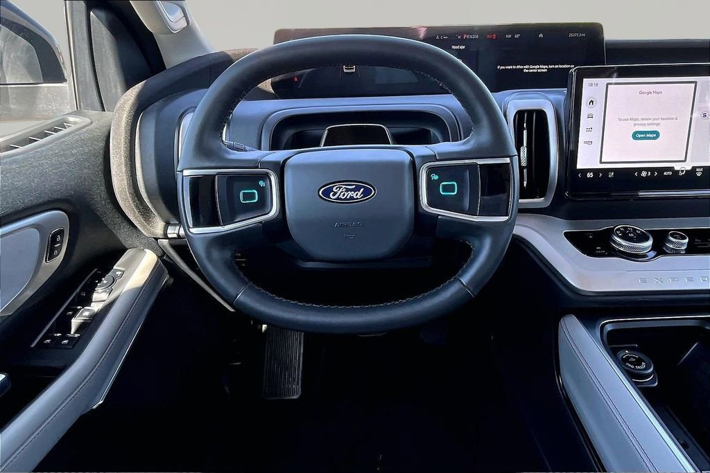 Certified 2025 Ford Expedition Active AWD/4WD image 7