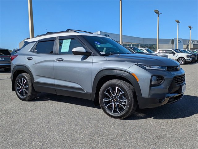 Used 2021 Chevrolet TrailBlazer ACTIV w/ Technology Package image 8