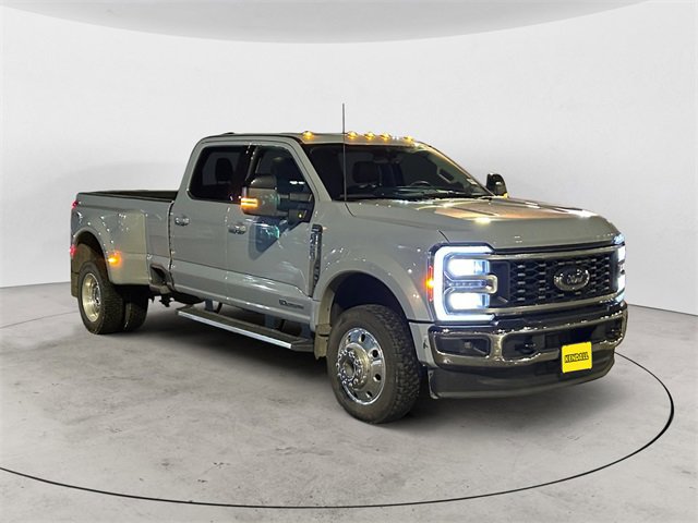 Certified 2025 Ford F450 Lariat w/ FX4 Off-Road Package image 7