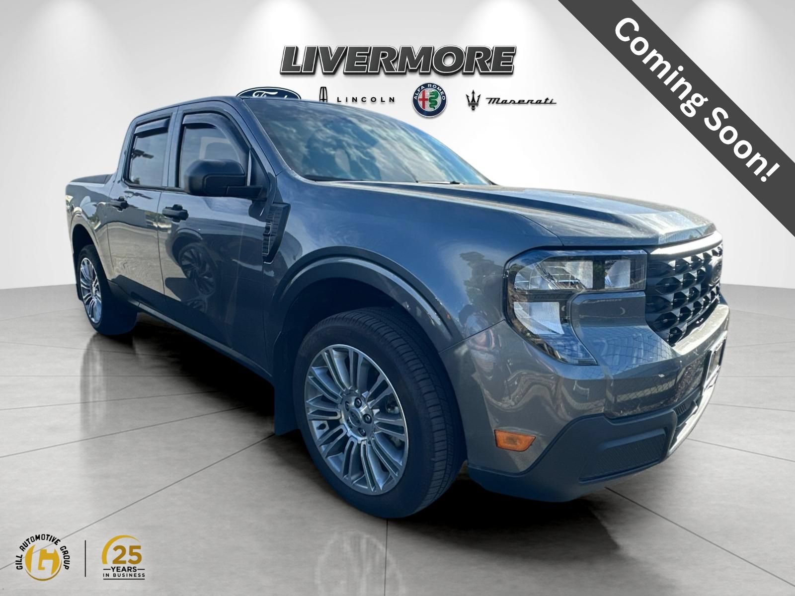 Certified 2025 Ford Maverick XL FWD image 1