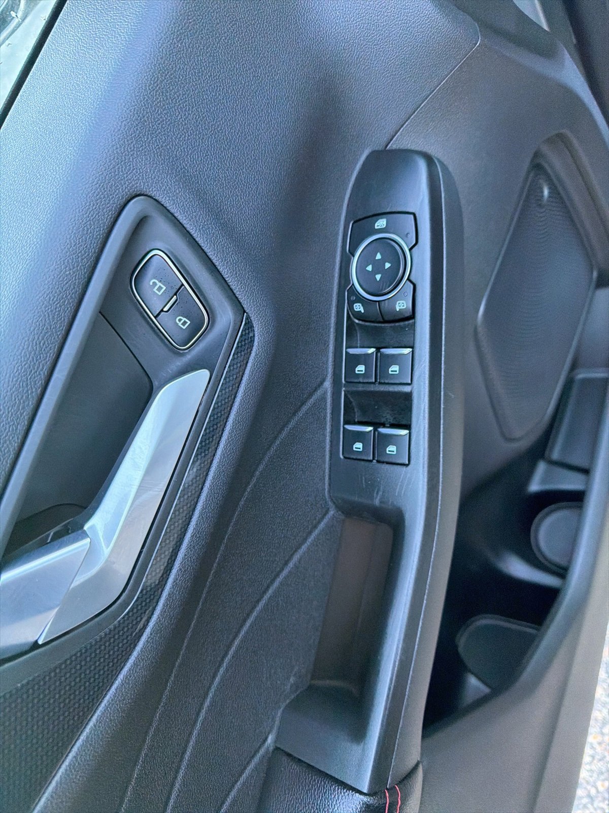 Certified 2023 Ford Escape ST-Line Select w/ Tech Pack #1 image 15