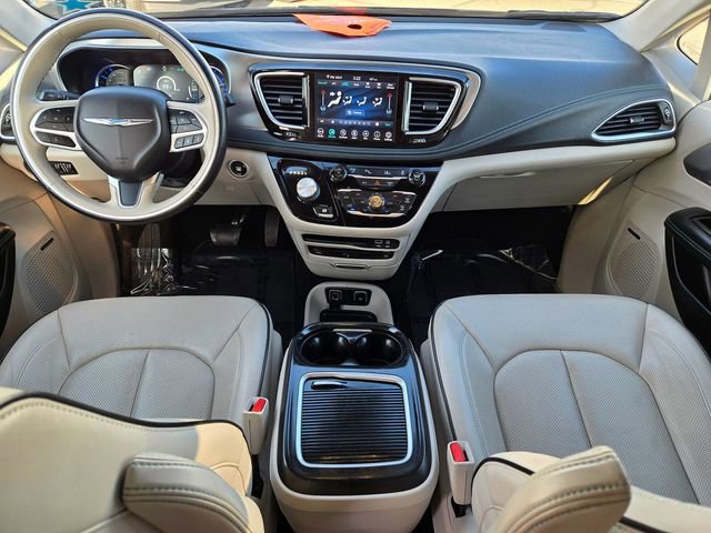 Used 2019 Chrysler Pacifica Limited w/ Advanced Safetytec Group image 9