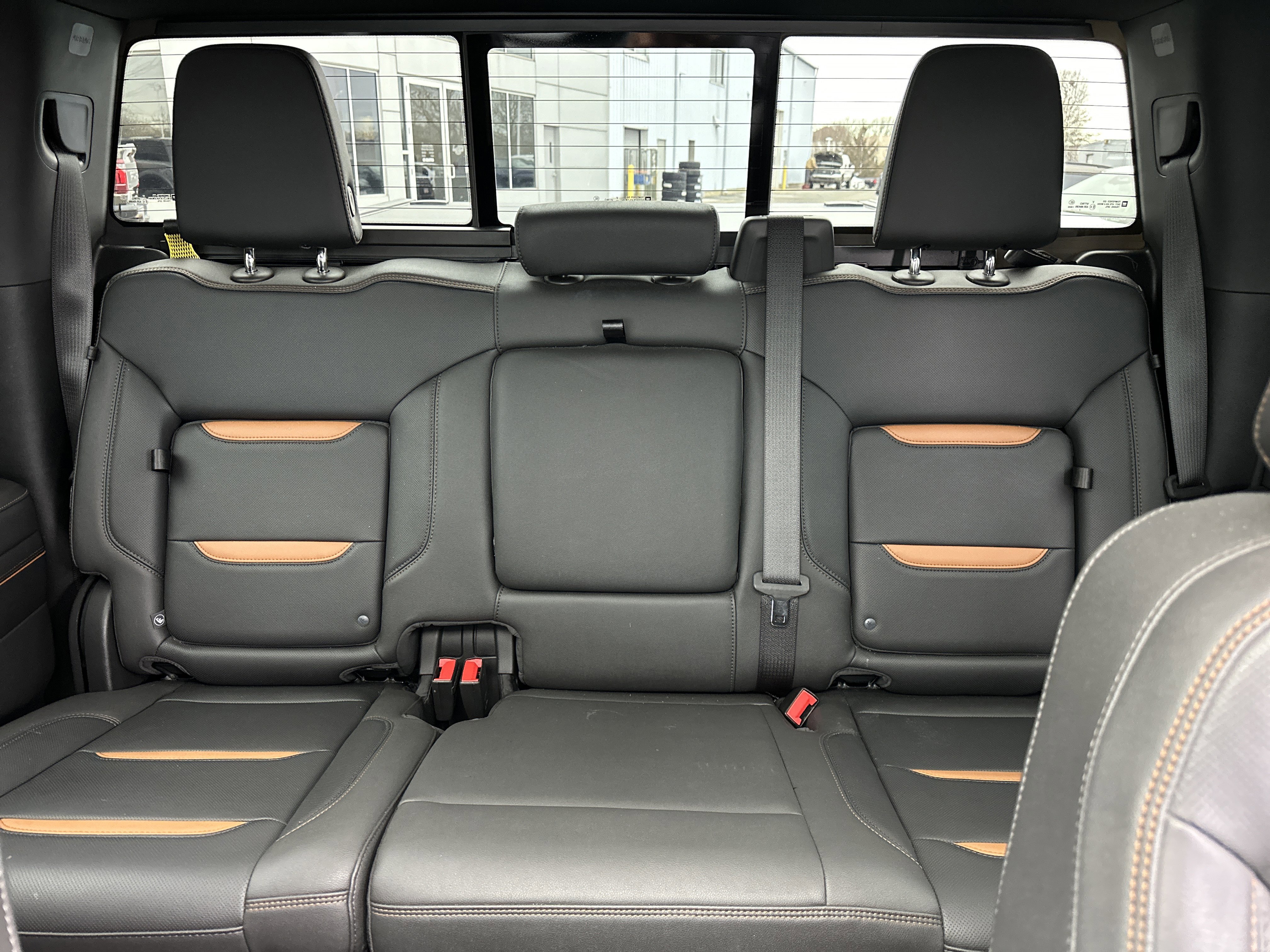 Used 2023 GMC Sierra 1500 AT4 w/ AT4 Premium Package image 25