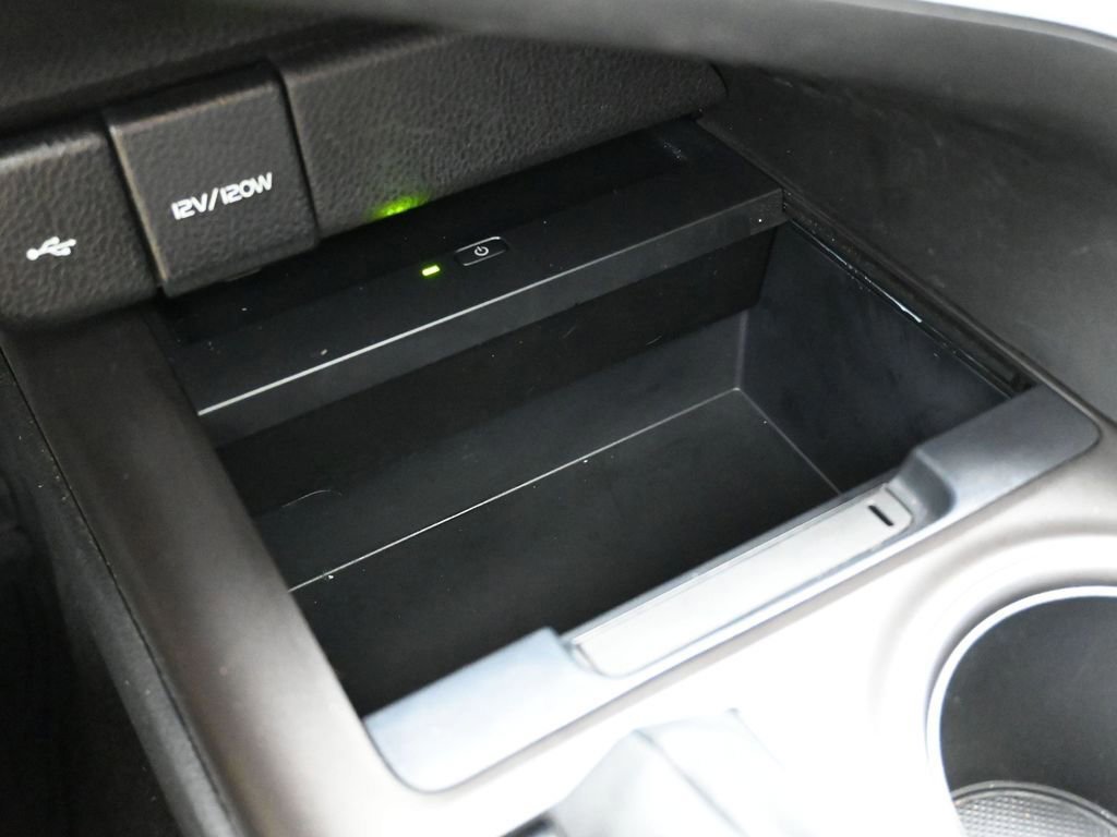 Used 2023 Toyota Camry XSE image 46