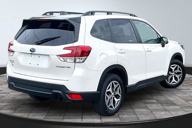 Used 2024 Subaru Forester Premium AWD/4WD image 13