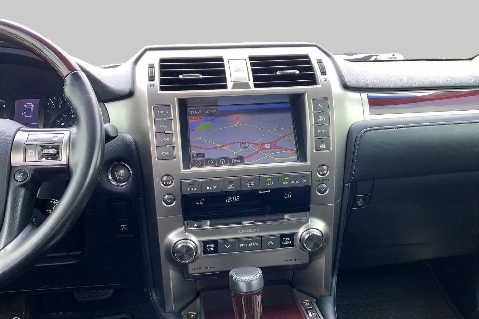 Used 2018 Lexus GX 460 Premium w/ Premium Package AWD/4WD image 7