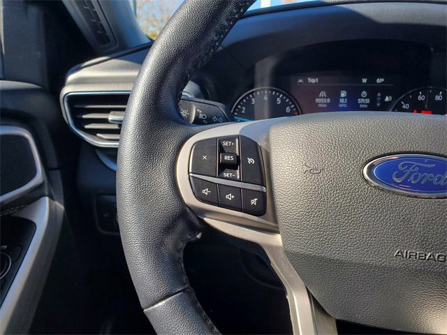 Certified 2022 Ford Explorer XLT w/ Equipment Group 202A image 14