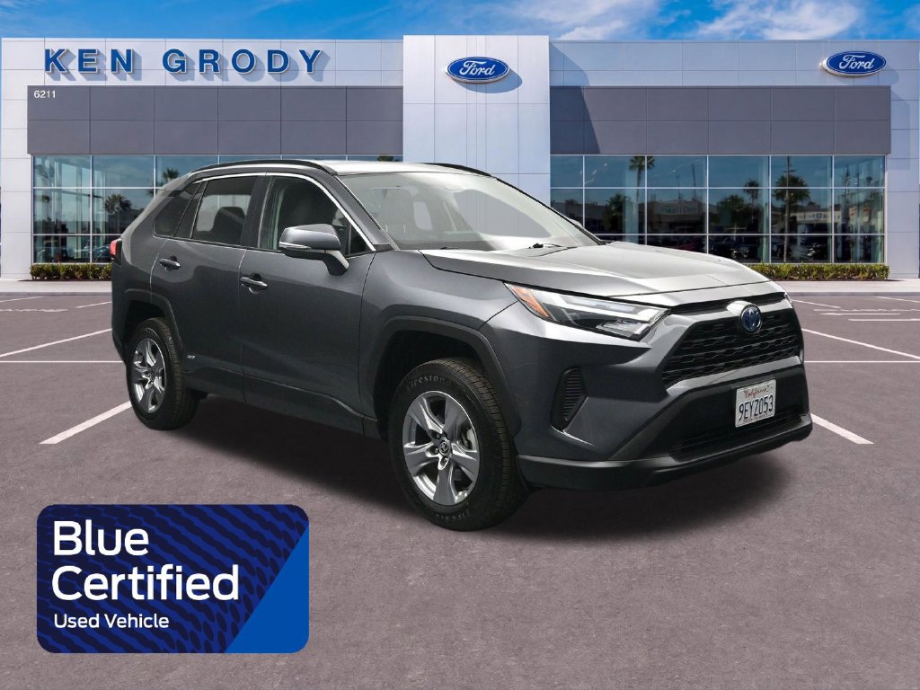Used 2022 Toyota RAV4 XLE