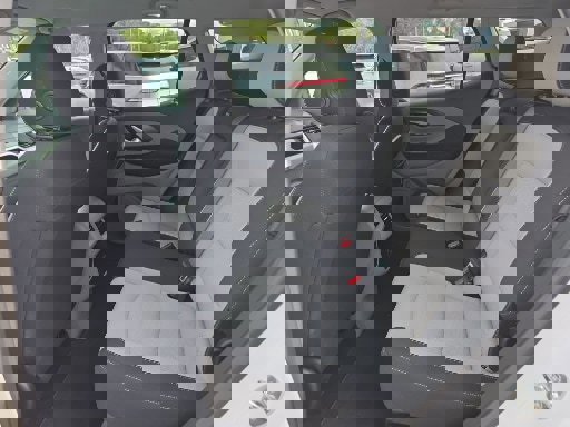 Used 2022 GMC Terrain SLE w/ Driver Convenience Package image 17