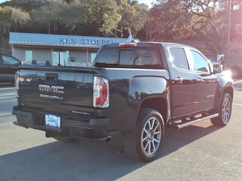 Used 2021 GMC Canyon Denali image 11