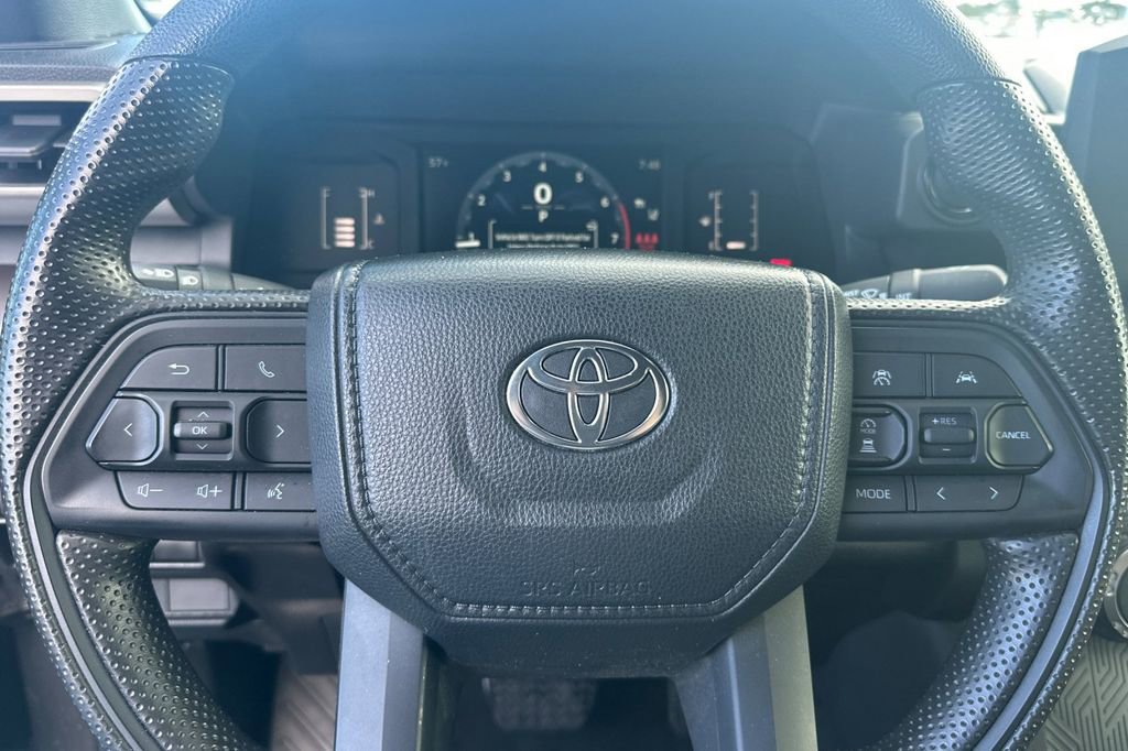 Used 2024 Toyota Tacoma SR5 AWD/4WD image 22