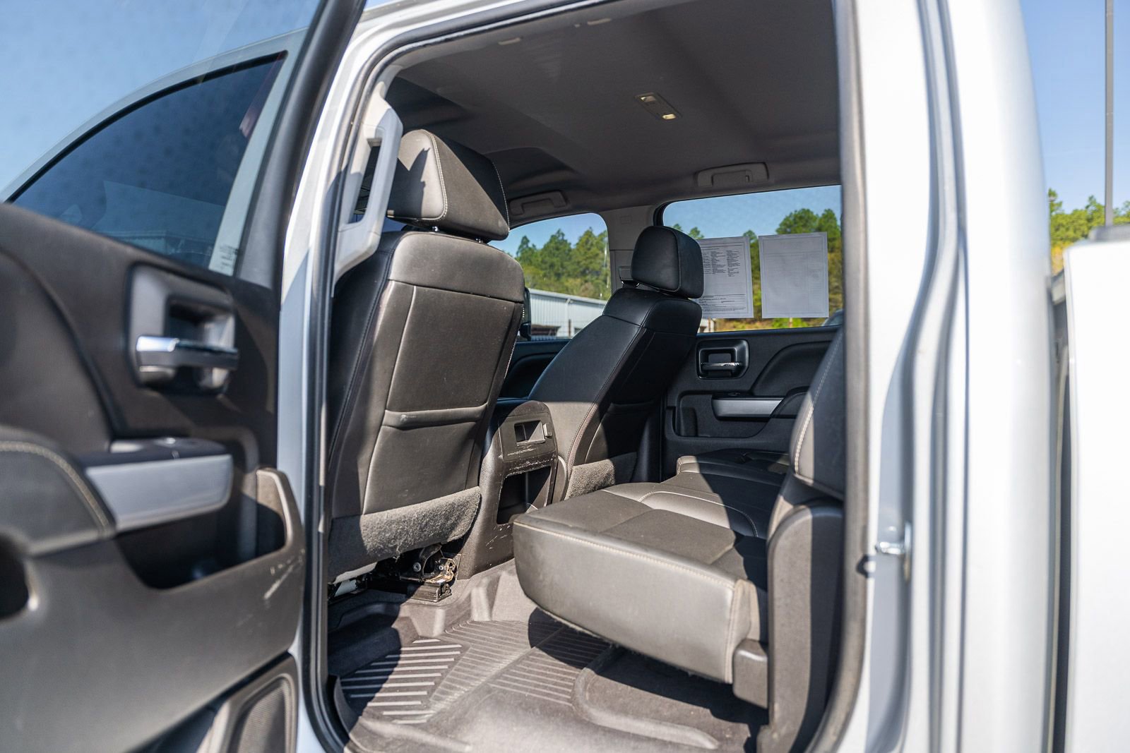 Used 2019 Chevrolet Silverado 2500 LTZ w/ Silverado HD Tribute Edition image 15