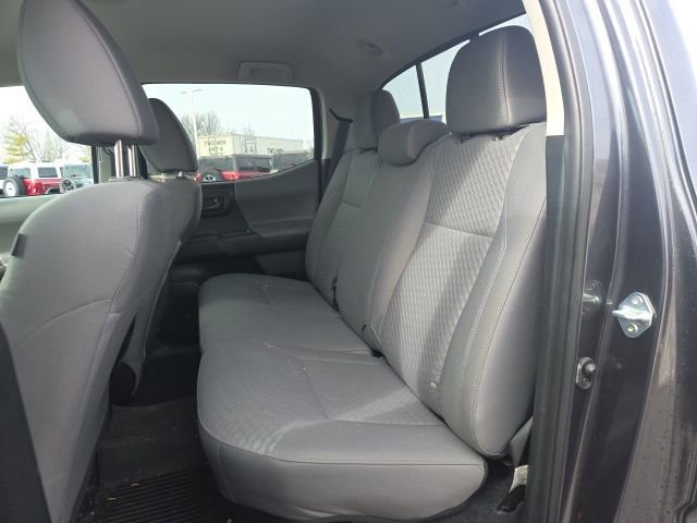 Used 2022 Toyota Tacoma SR image 14