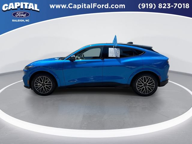 Certified 2025 Ford Mustang Mach-E Premium AWD/4WD image 5