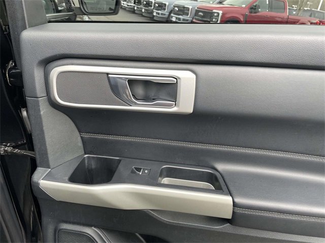 Certified 2020 Ford Explorer XLT w/ Equipment Group 202A image 28