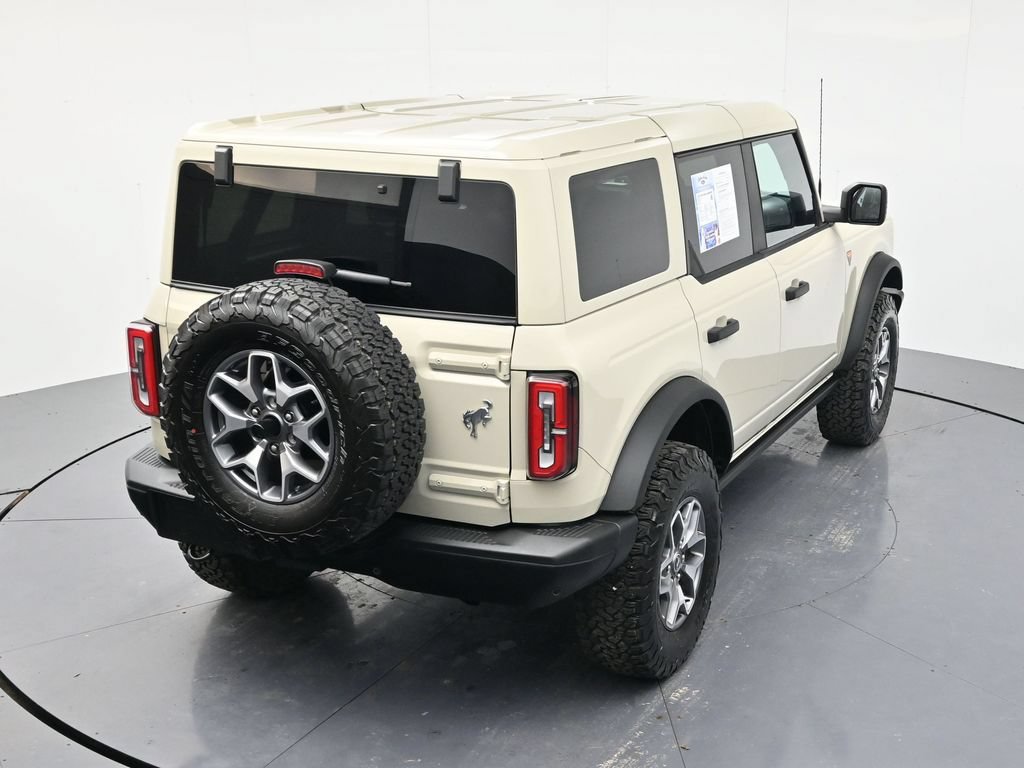 Certified 2025 Ford Bronco Badlands AWD/4WD image 42