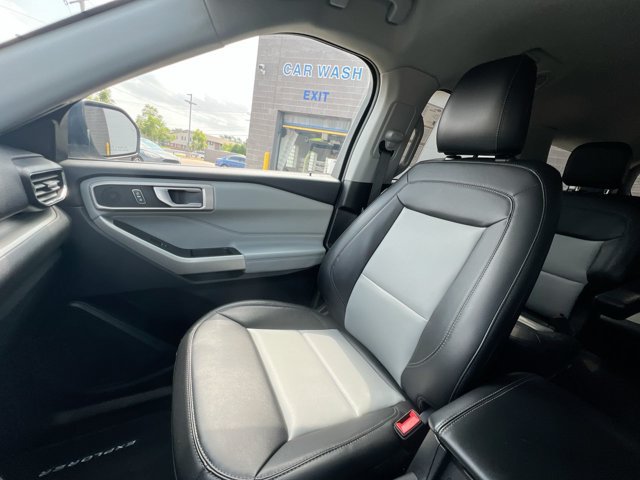 Certified 2024 Ford Explorer XLT w/ Equipment Group 202A AWD/4WD image 20