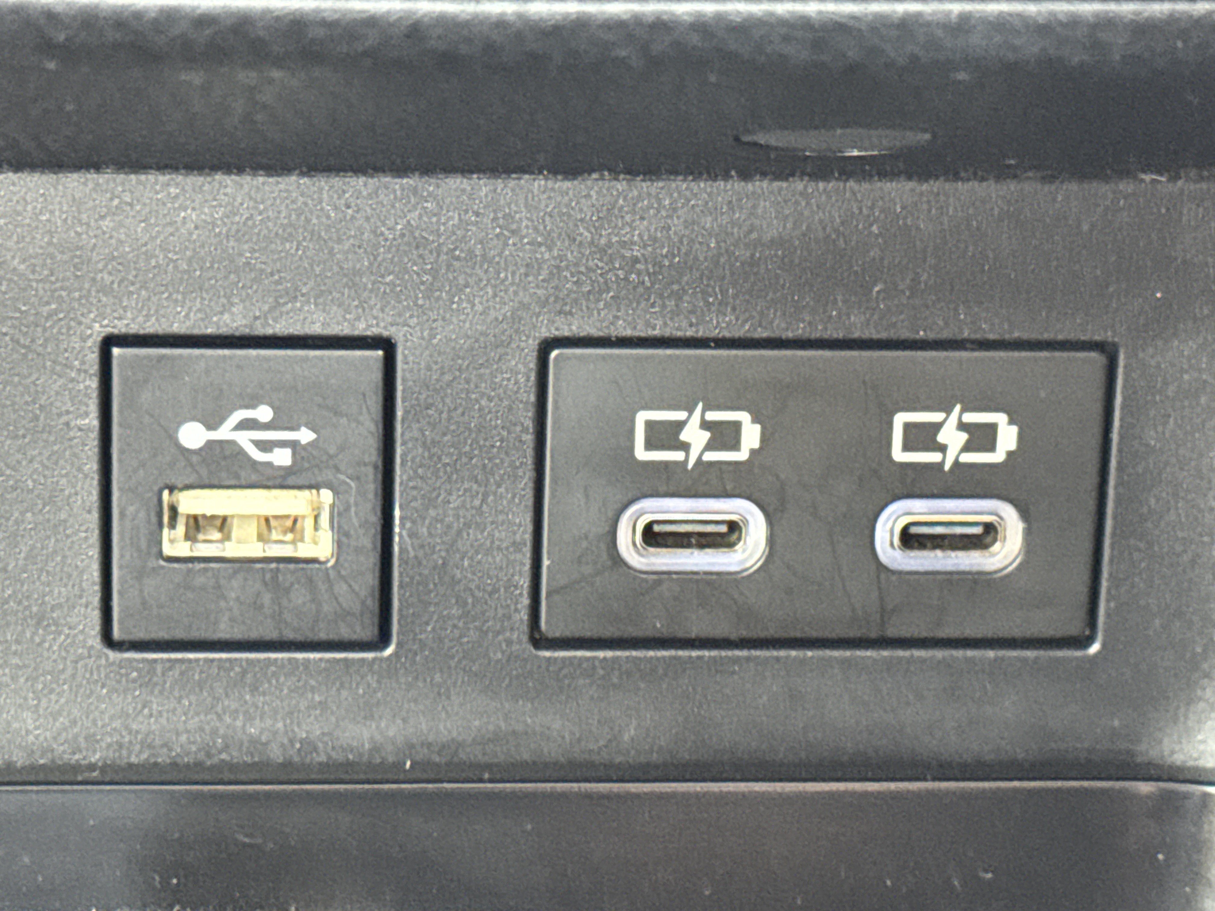 Used 2025 Toyota Camry LE FWD image 22