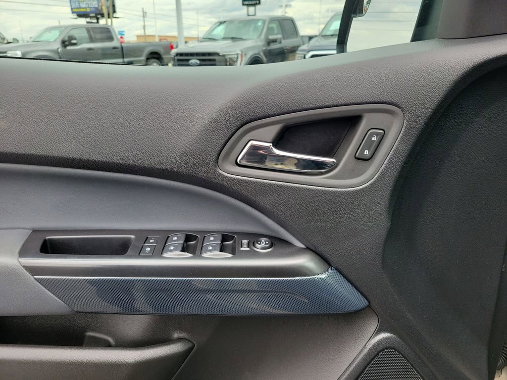 Used 2022 Chevrolet Colorado Z71 w/ Safety Package AWD/4WD image 20