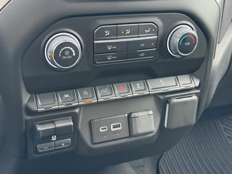 Used 2025 Chevrolet Silverado 1500 Custom Trail Boss w/ Turbomax Blackout Package image 18