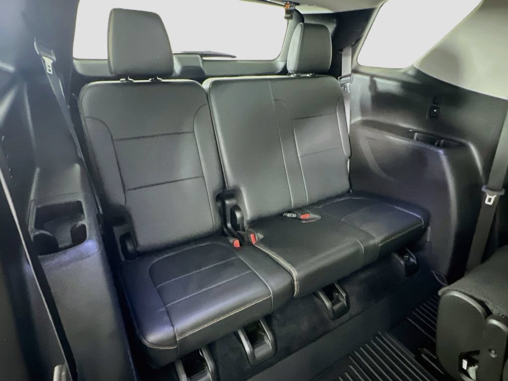 Used 2019 Chevrolet Traverse LT w/ LT Premium Package AWD/4WD image 31