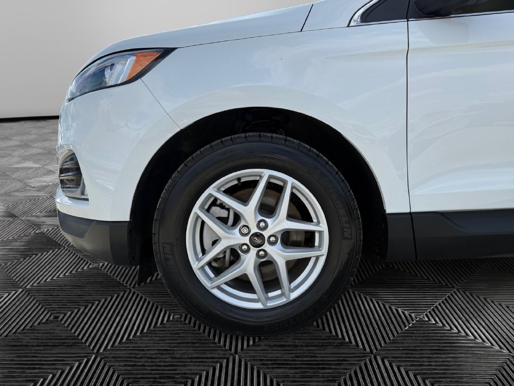 Certified 2023 Ford Edge SEL w/ Convenience Package AWD/4WD image 14