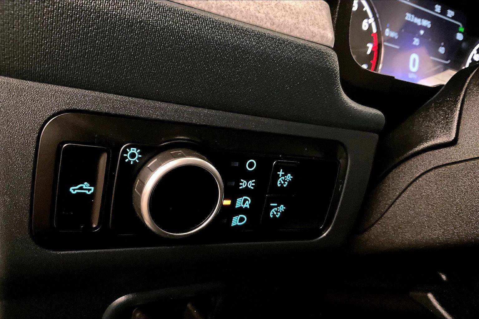 Certified 2024 Ford Maverick XLT w/ Equipment Group 300A Standard image 30