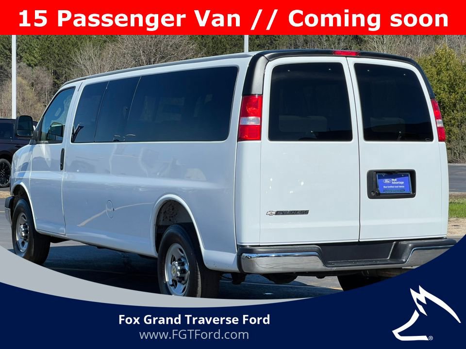 Used 2025 Chevrolet Express 3500 LT w/ LT Preferred Equipment Group image 34