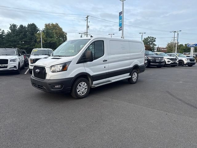 Certified 2025 Ford Transit 250 Low Roof w/ Exterior Upgrade Package RWD image 3