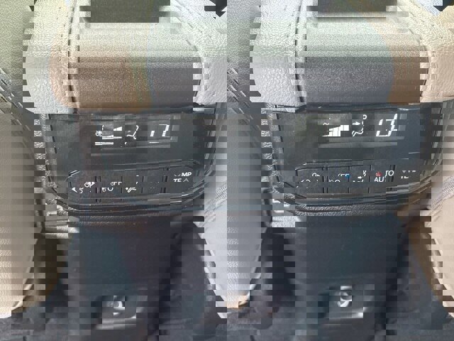 Used 2024 Toyota Grand Highlander XLE image 15