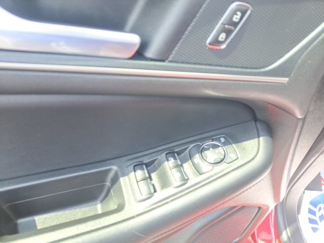 Certified 2024 Ford Edge SEL w/ Convenience Package AWD/4WD image 12