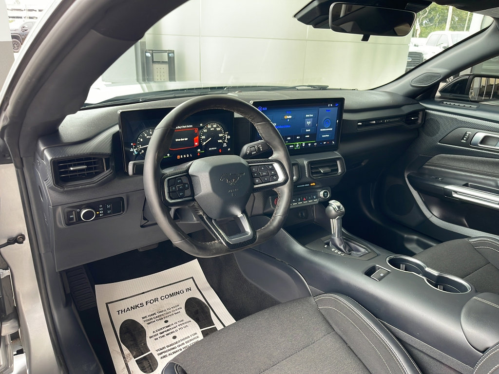 Certified 2024 Ford Mustang Coupe RWD image 11