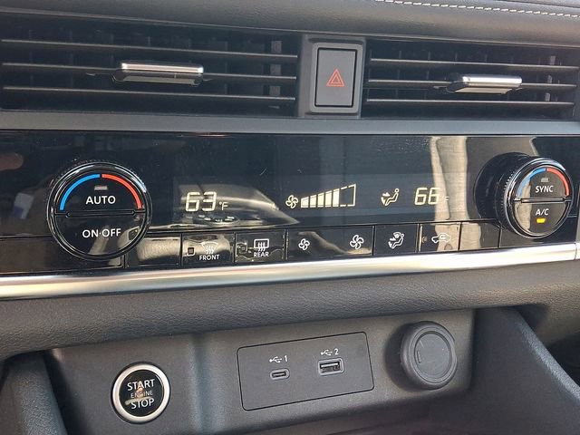 Used 2023 Nissan Rogue SV AWD/4WD image 16