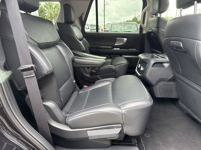 Certified 2025 Ford Expedition Platinum AWD/4WD image 23