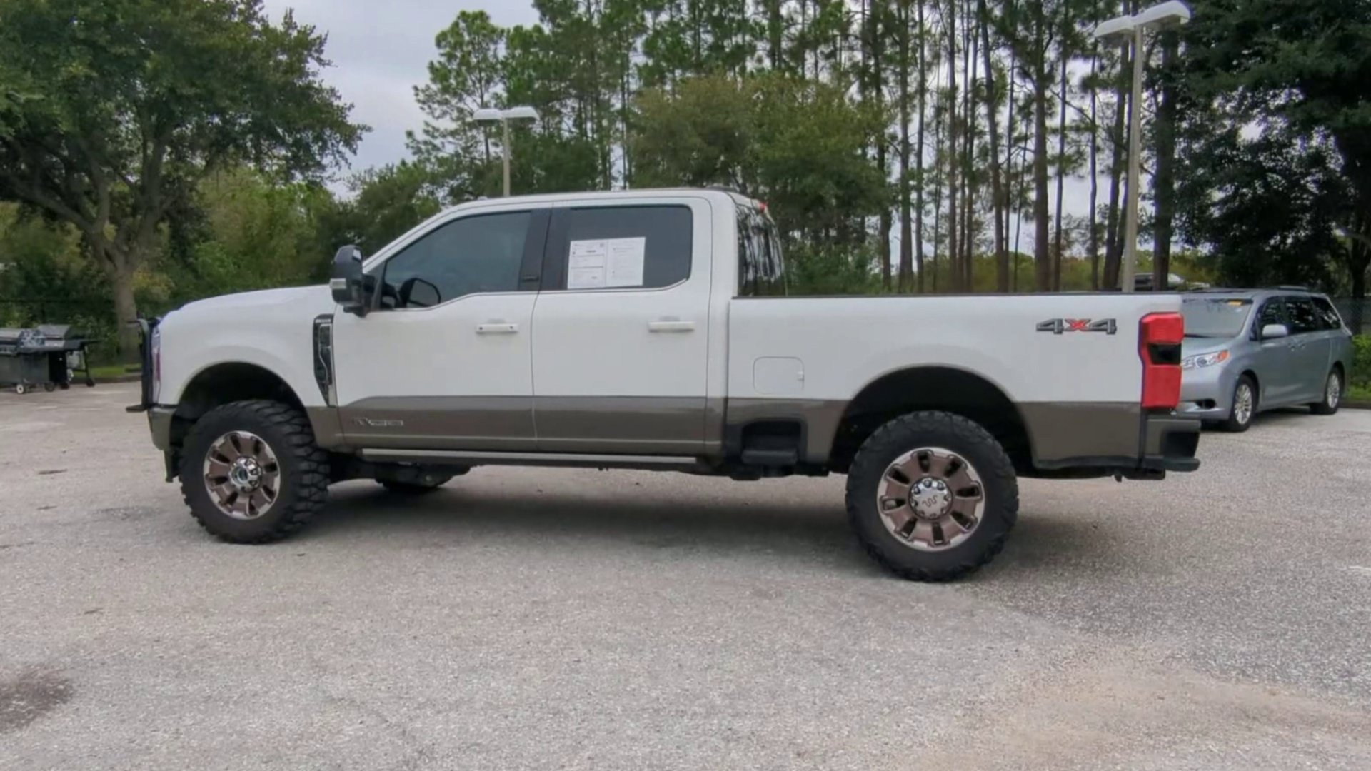 Certified 2026 Ford F350 King Ranch AWD/4WD image 34