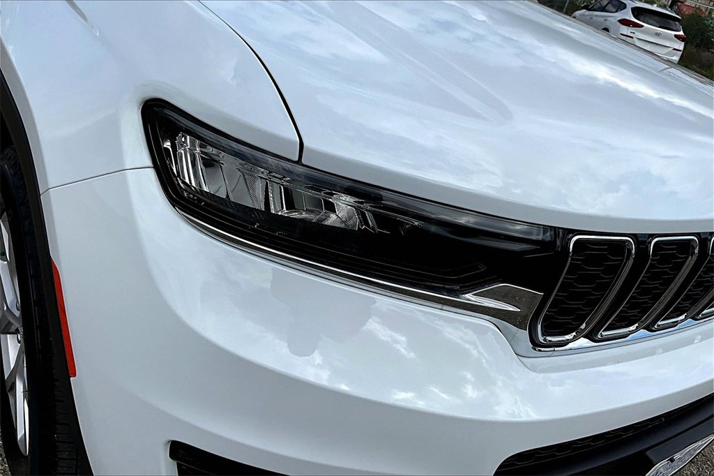 Used 2022 Jeep Grand Cherokee L Limited image 30