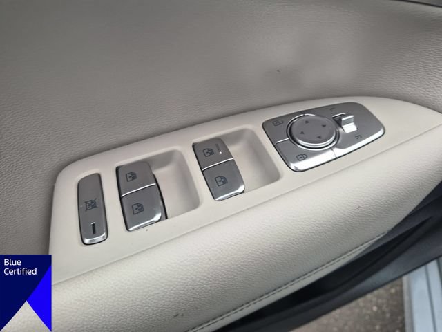 Used 2022 Genesis G70 2.0T RWD image 37