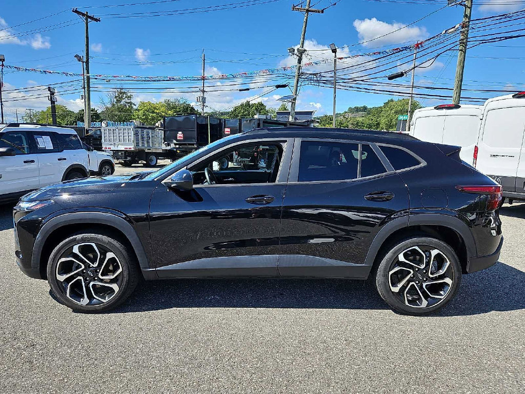 Used 2024 Chevrolet Trax RS w/ Driver Confidence Package FWD image 7