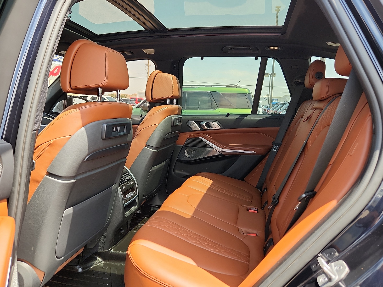 Used 2021 BMW X5 M50i w/ Executive Package AWD/4WD image 9