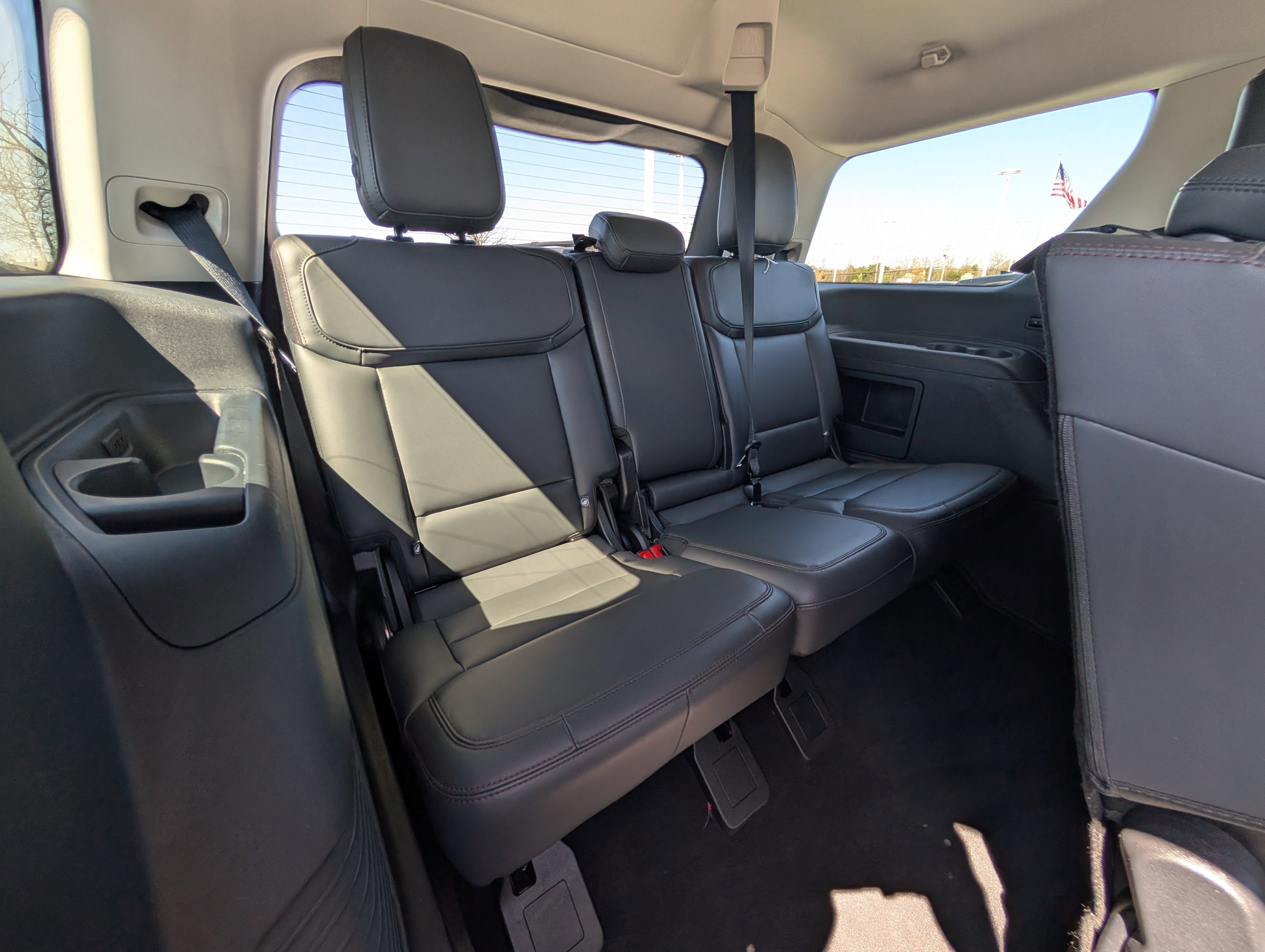 Certified 2025 Ford Expedition Active image 9