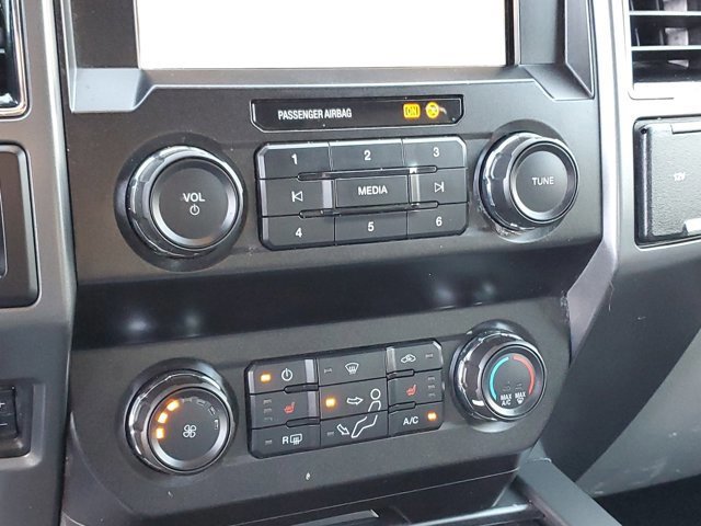 Certified 2019 Ford F250 XLT w/ XLT Premium Package image 28