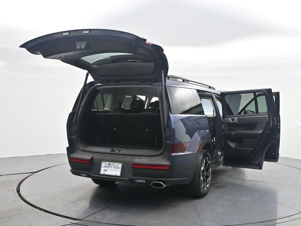 Used 2025 Hyundai Santa Fe SEL FWD image 44