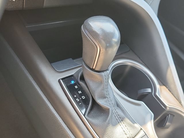 Used 2023 Toyota Camry SE FWD image 18