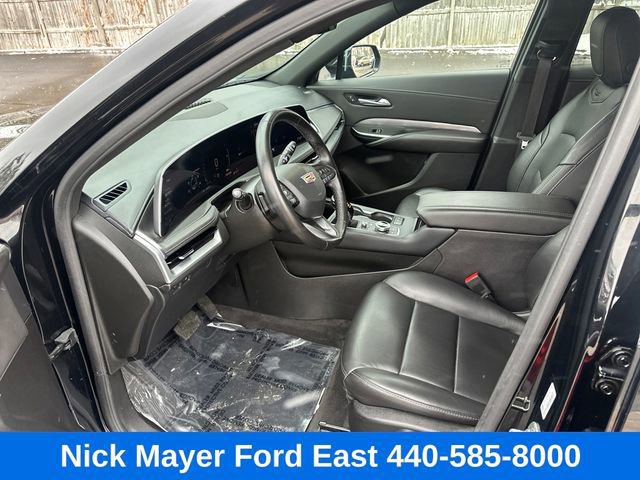 Used 2025 Cadillac XT4 Premium Luxury image 34